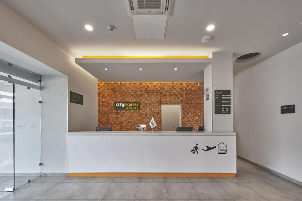 City Express Junior By Marriott Puebla Finsa Bagian luar foto