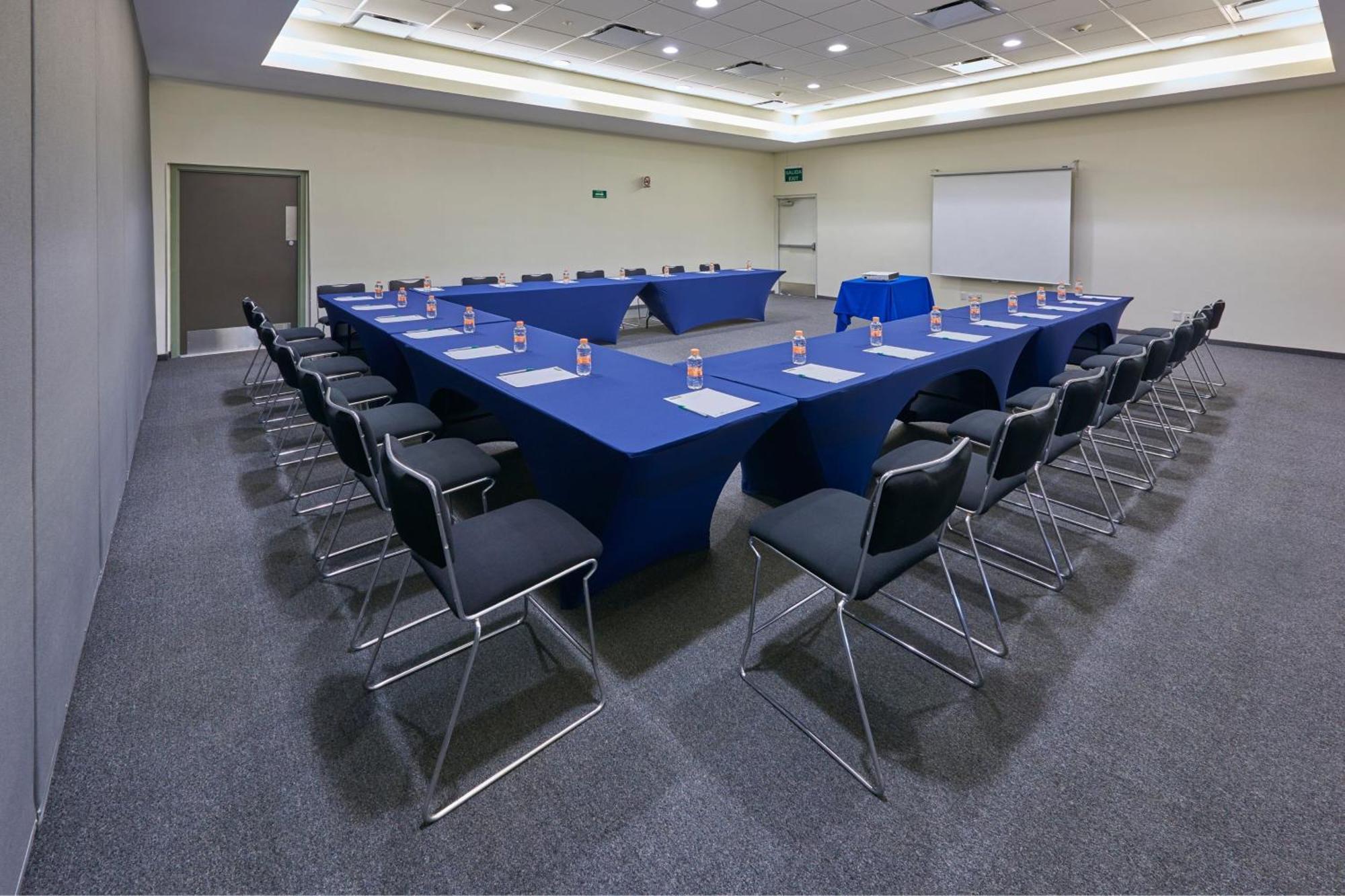 City Express Junior By Marriott Puebla Finsa Bagian luar foto