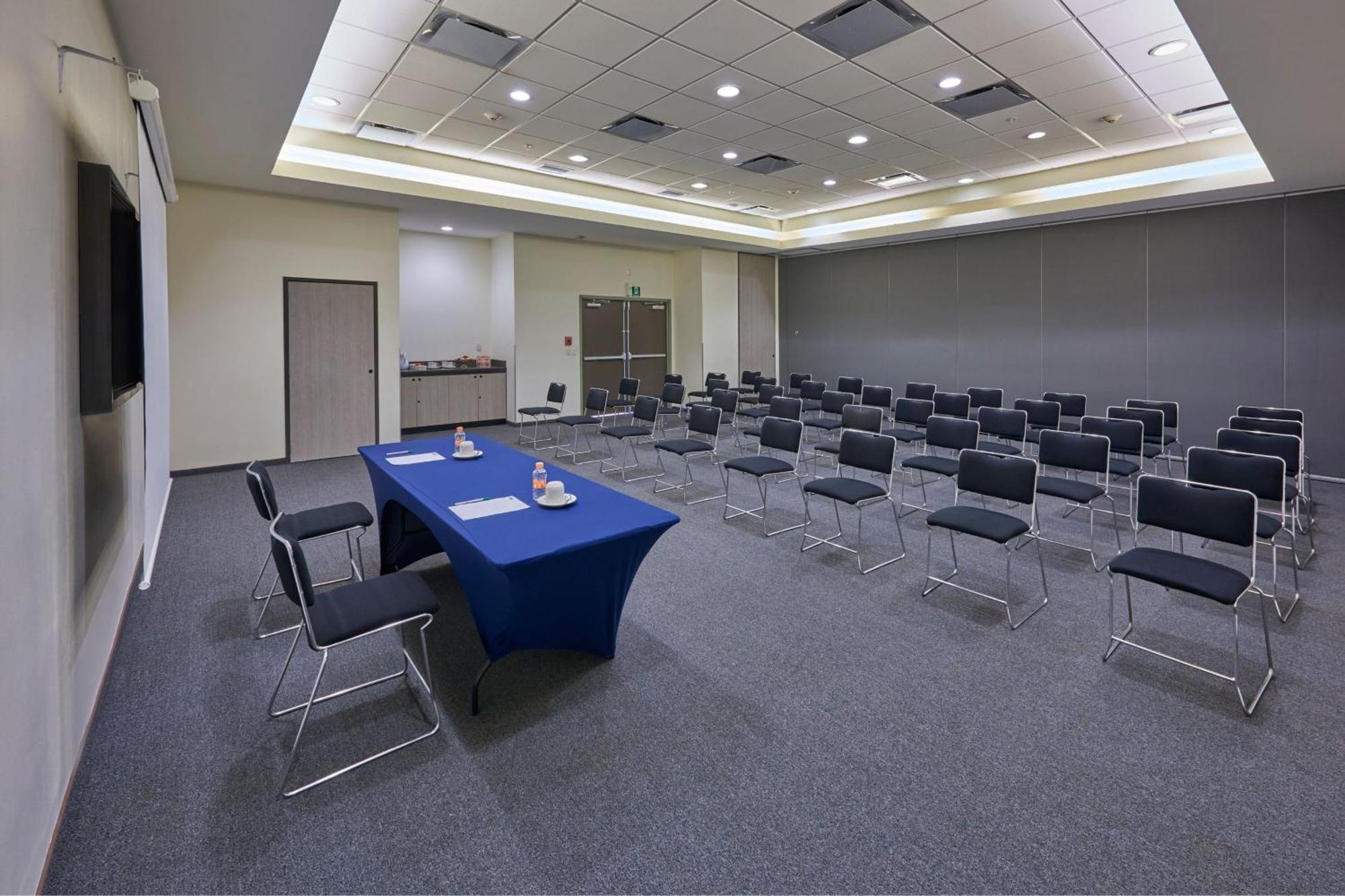 City Express Junior By Marriott Puebla Finsa Bagian luar foto